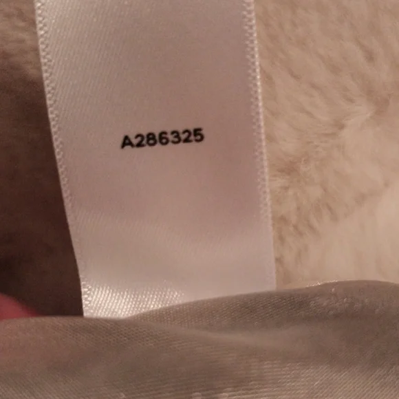 Dennis By Dennis Basso GOLD White Faux Fur Coat With Removable Collar NWOT
